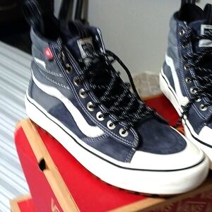 New Vans, multi-gender. SK8 Suze 8M 9.5w high tops. water proofed and insulated